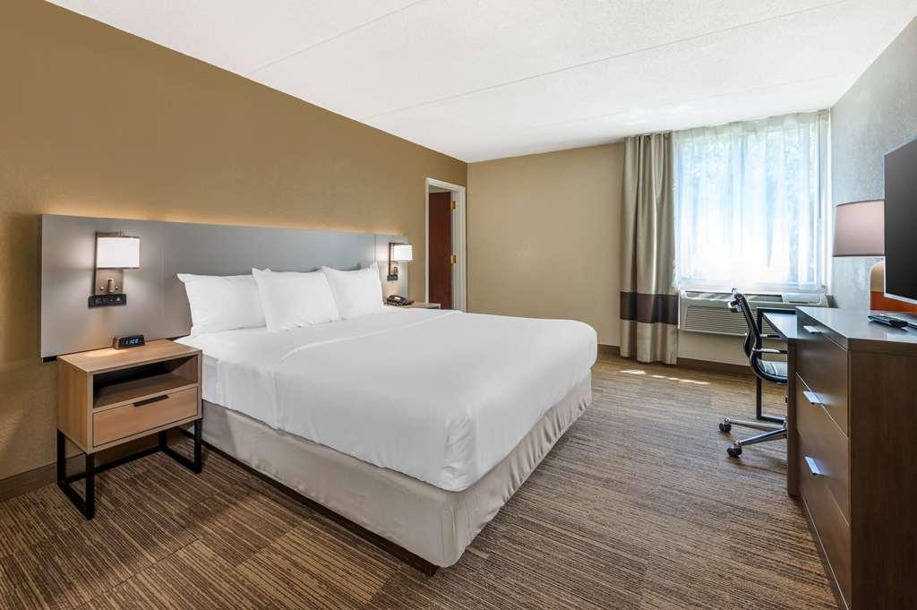 Comfort Inn & Suites East Hartford - Hartford Room photo