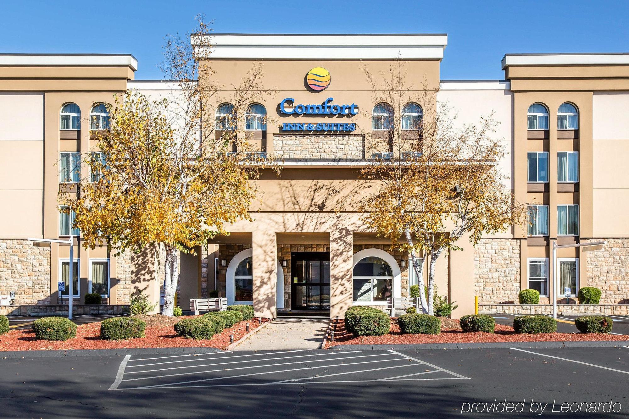 Comfort Inn & Suites East Hartford - Hartford Exterior photo