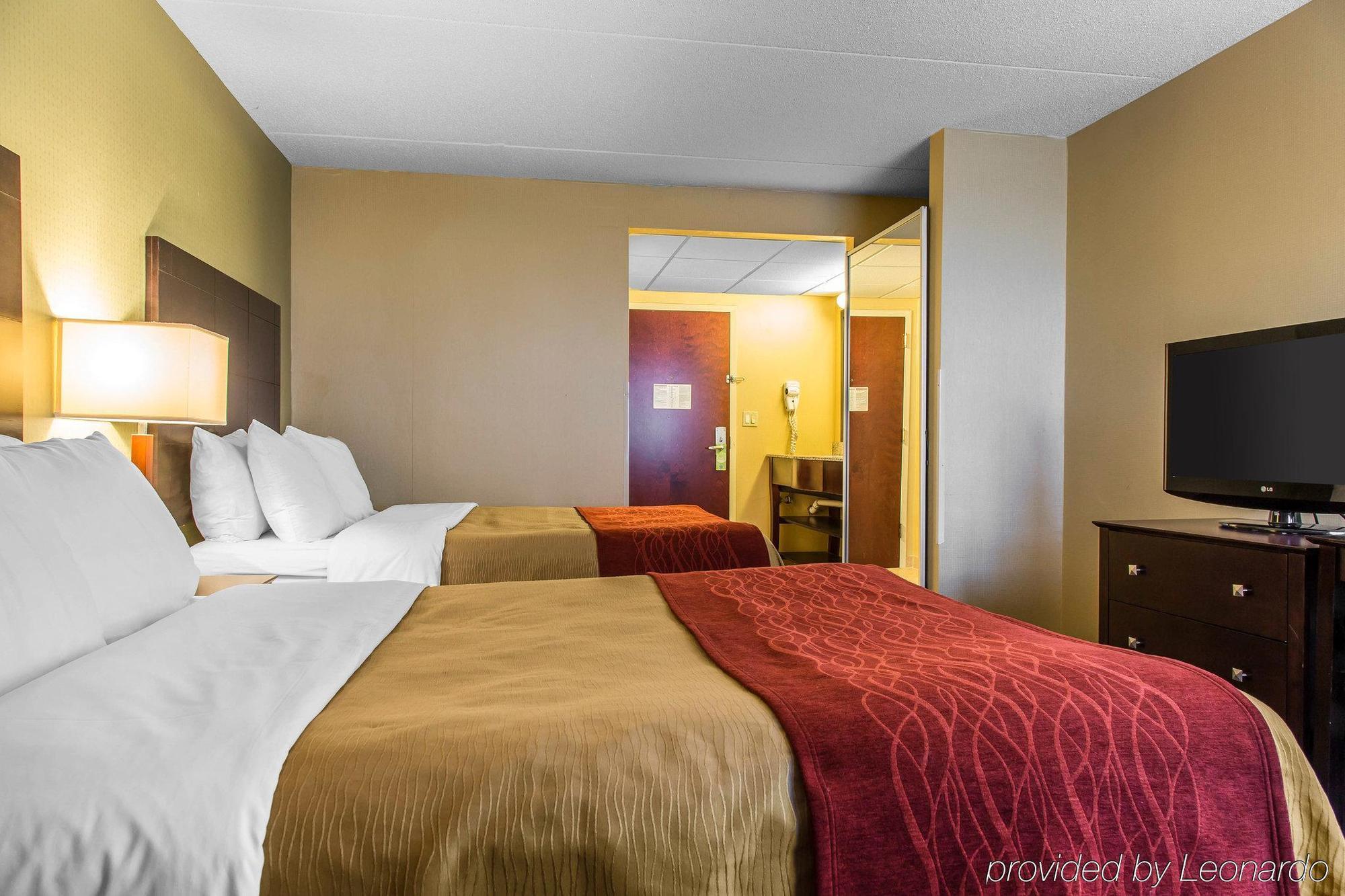 Comfort Inn & Suites East Hartford - Hartford Exterior photo